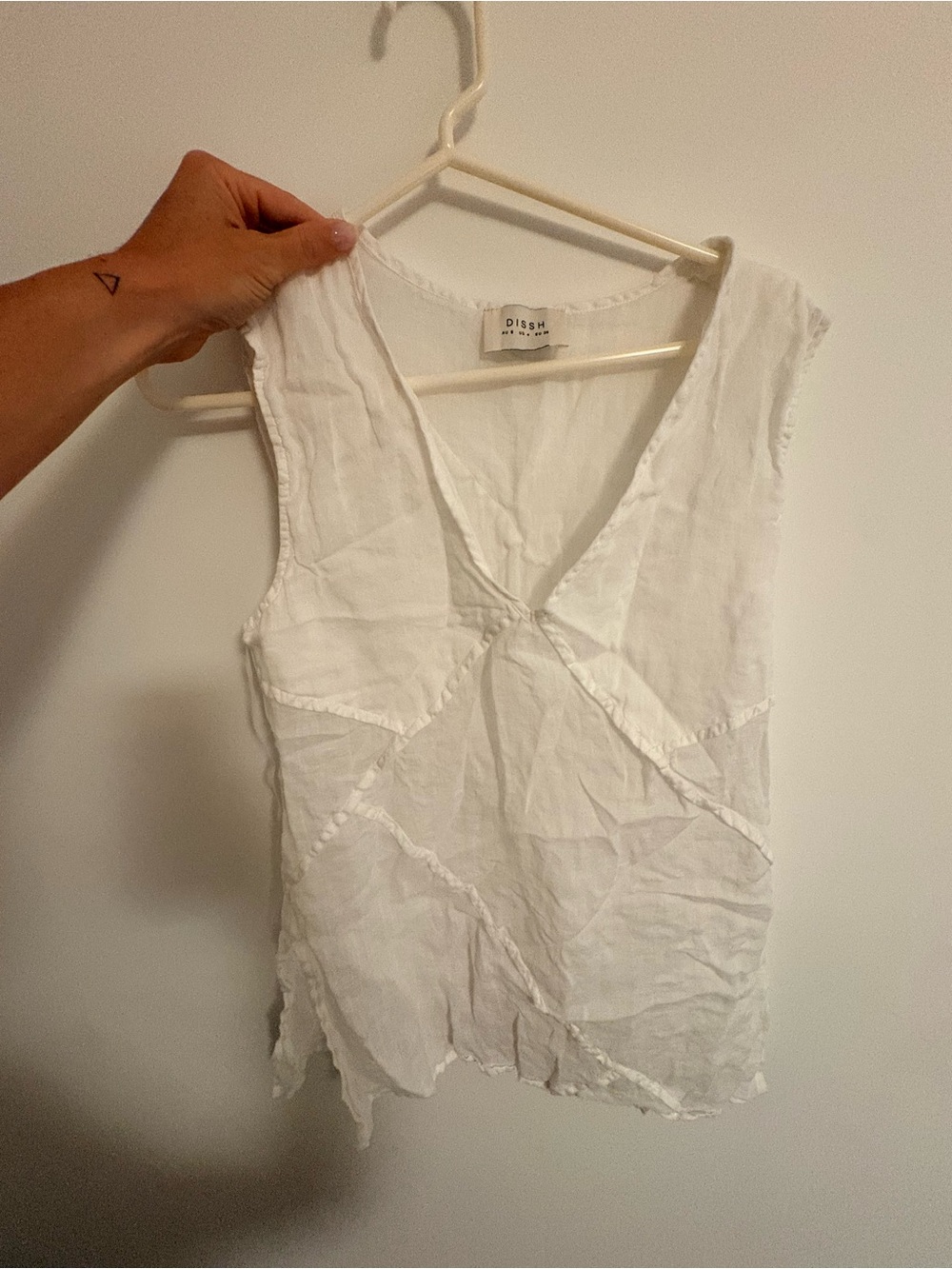 DISSH White V-Neck Patchwork Linen Camisole